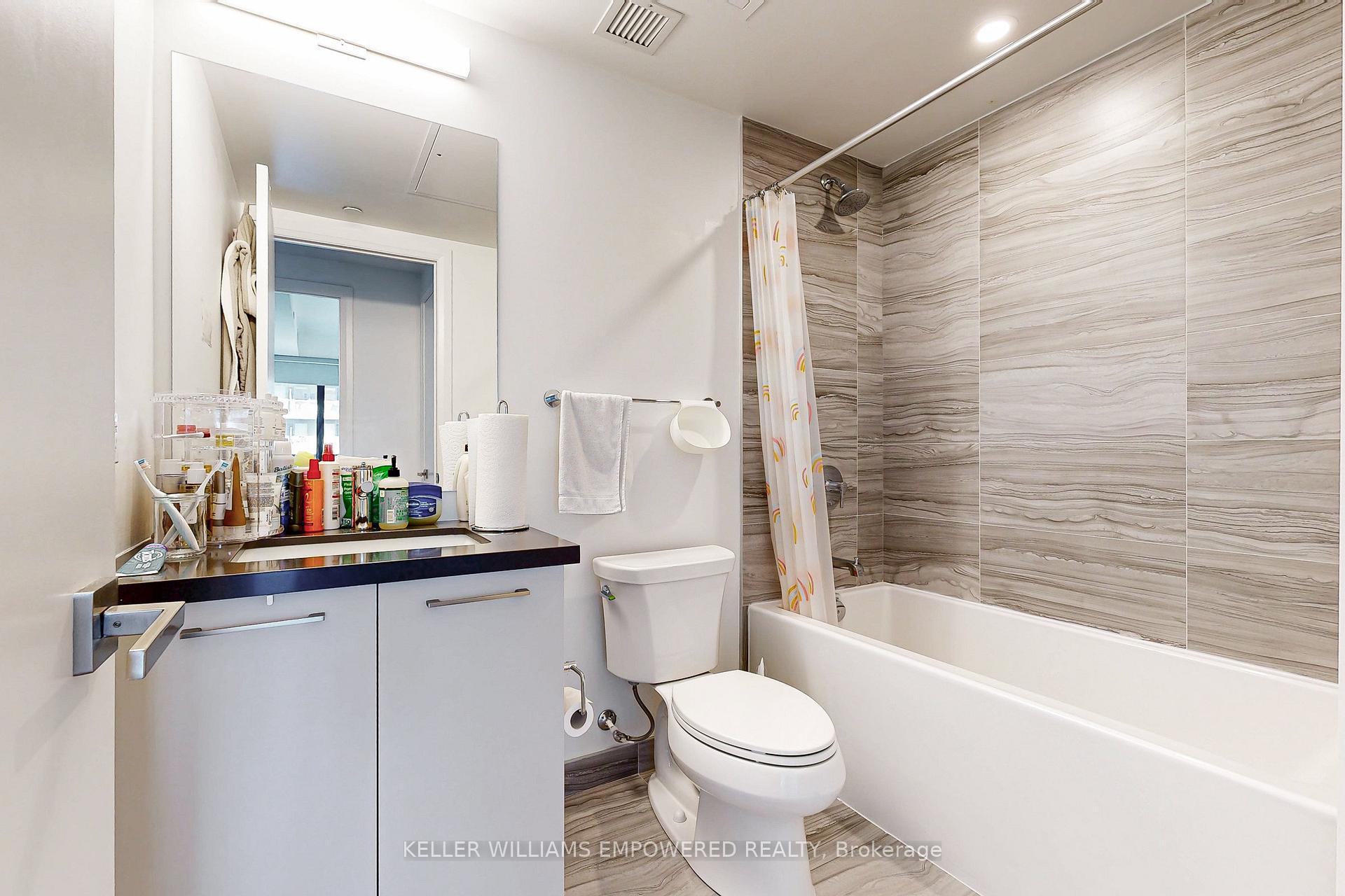 1 Bedroom Condo at 33 Frederick Todd, Toronto For sale