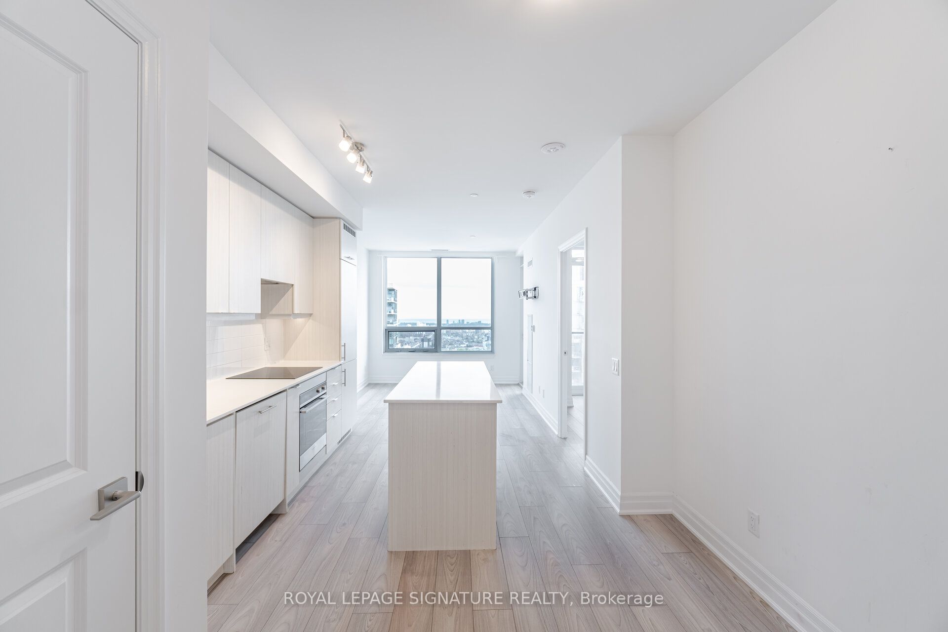 36 Elm Drive, #3007