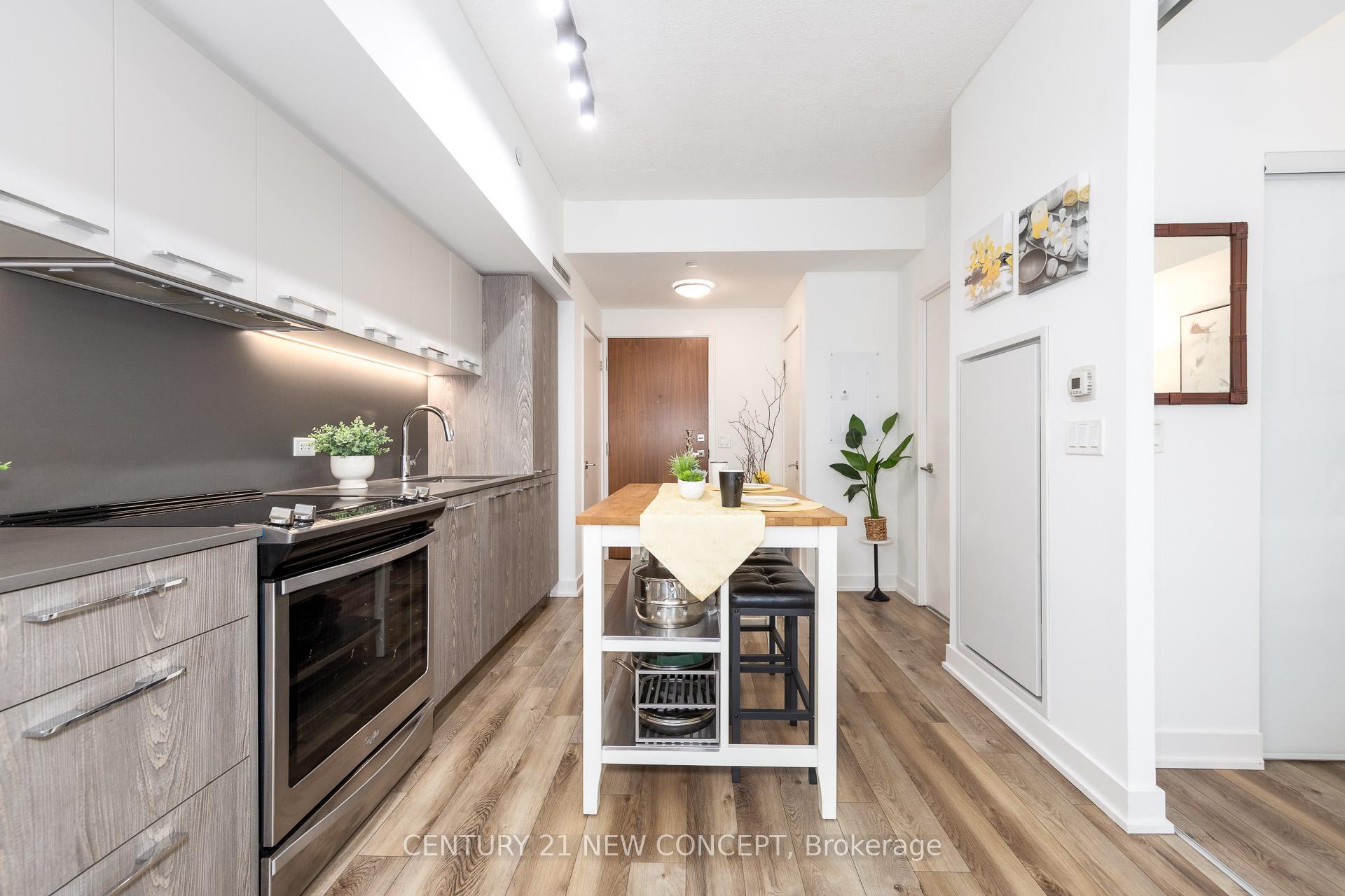 1 Bedroom Condo at 30 Baseball, Toronto For sale