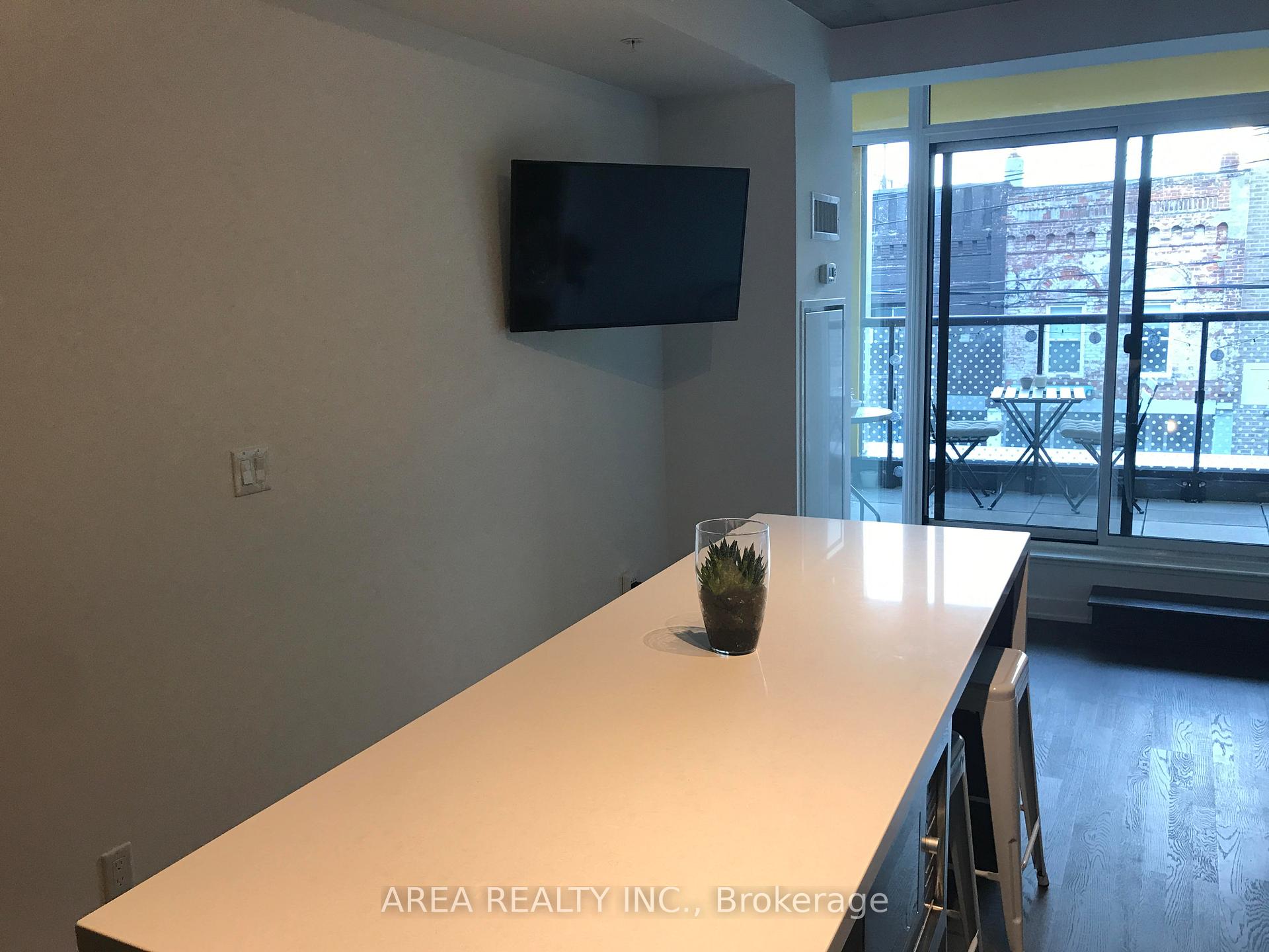 1 Bedroom Condo at 109 Ossington,  Toronto For sale
