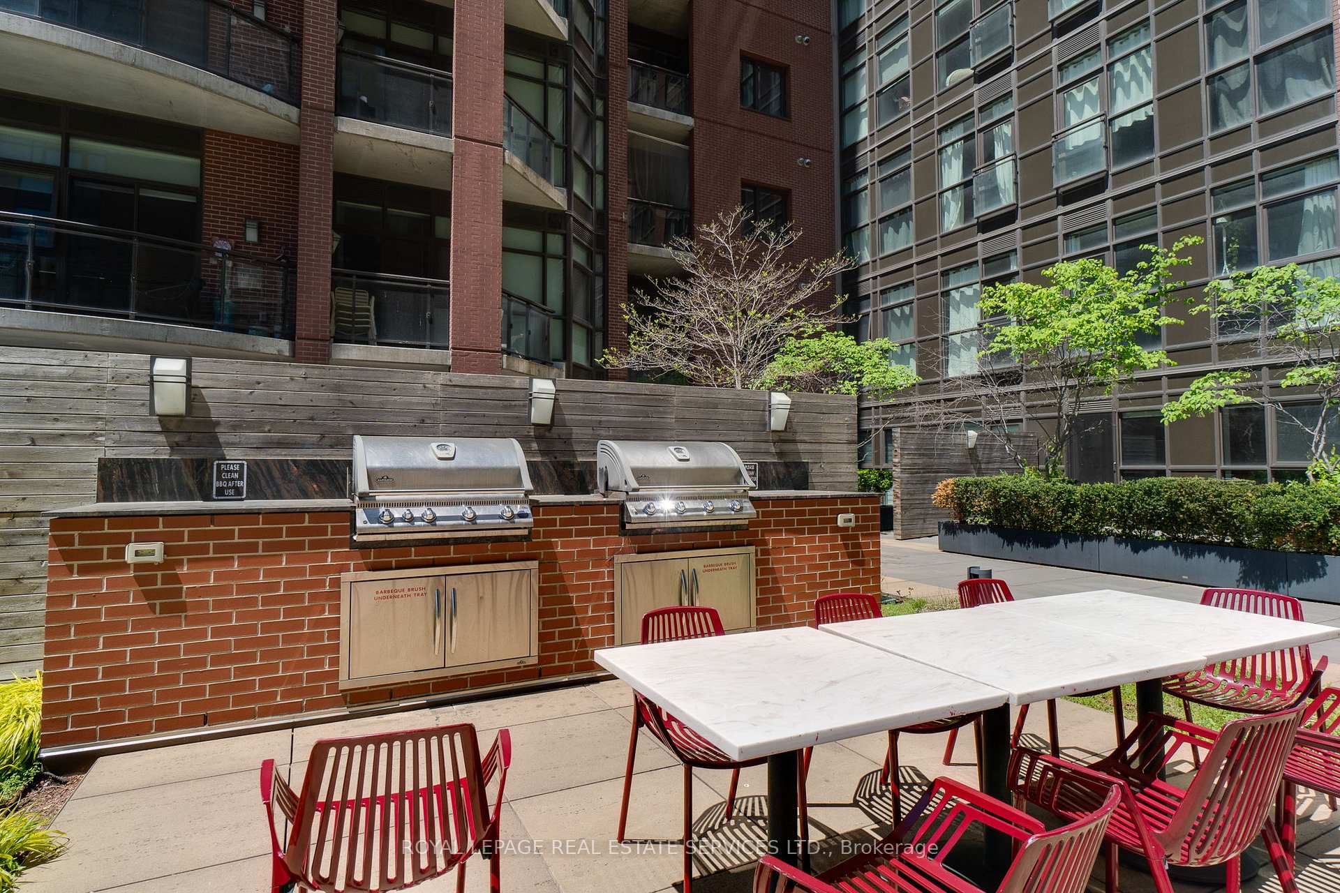 1 Bedroom Condo at 112 King, Hamilton For sale
