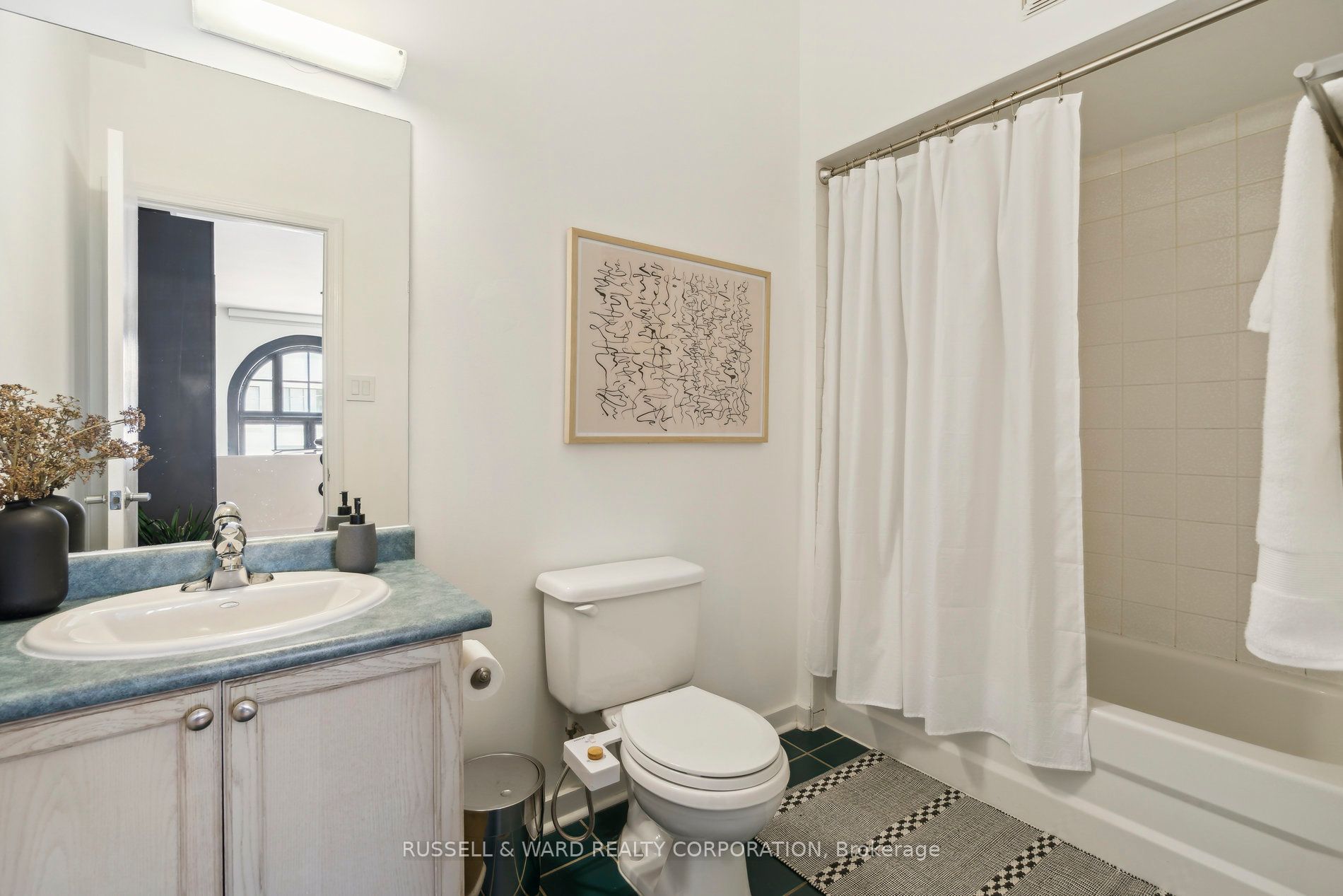 394 Euclid Avenue, #103