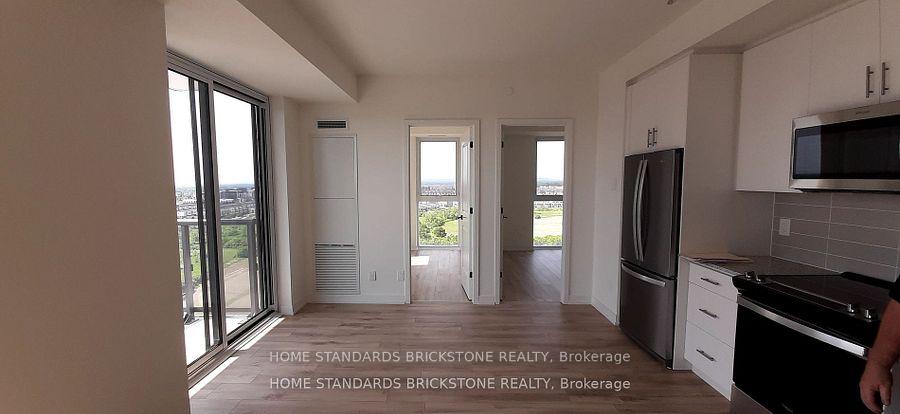 2 Bedrooms Condo at 335 wheat boom, Oakville For sale