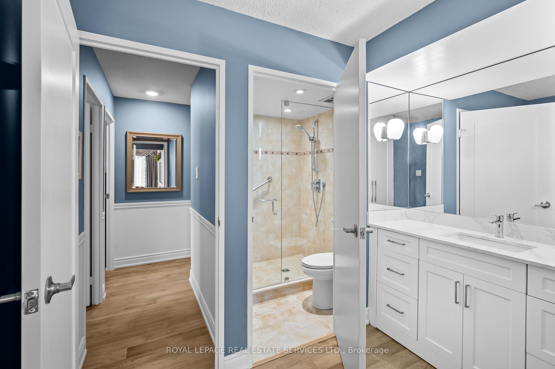 2 Bedrooms Condo at 2185 Marine,  Oakville For sale