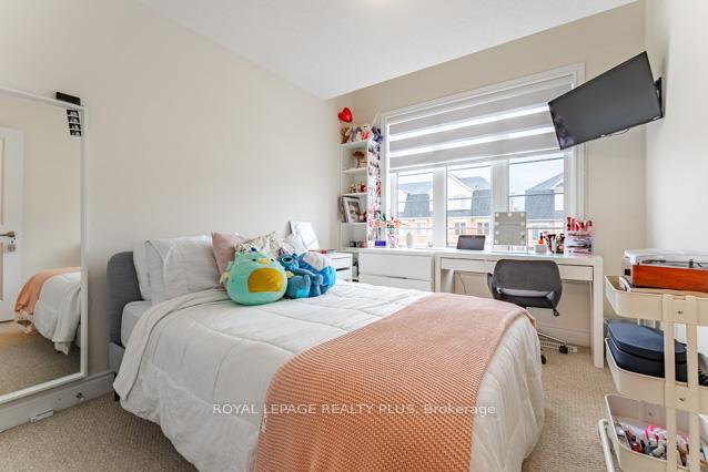 #156 – 12 Edward Horton Crescent, Toronto, ON M8Z 0E5