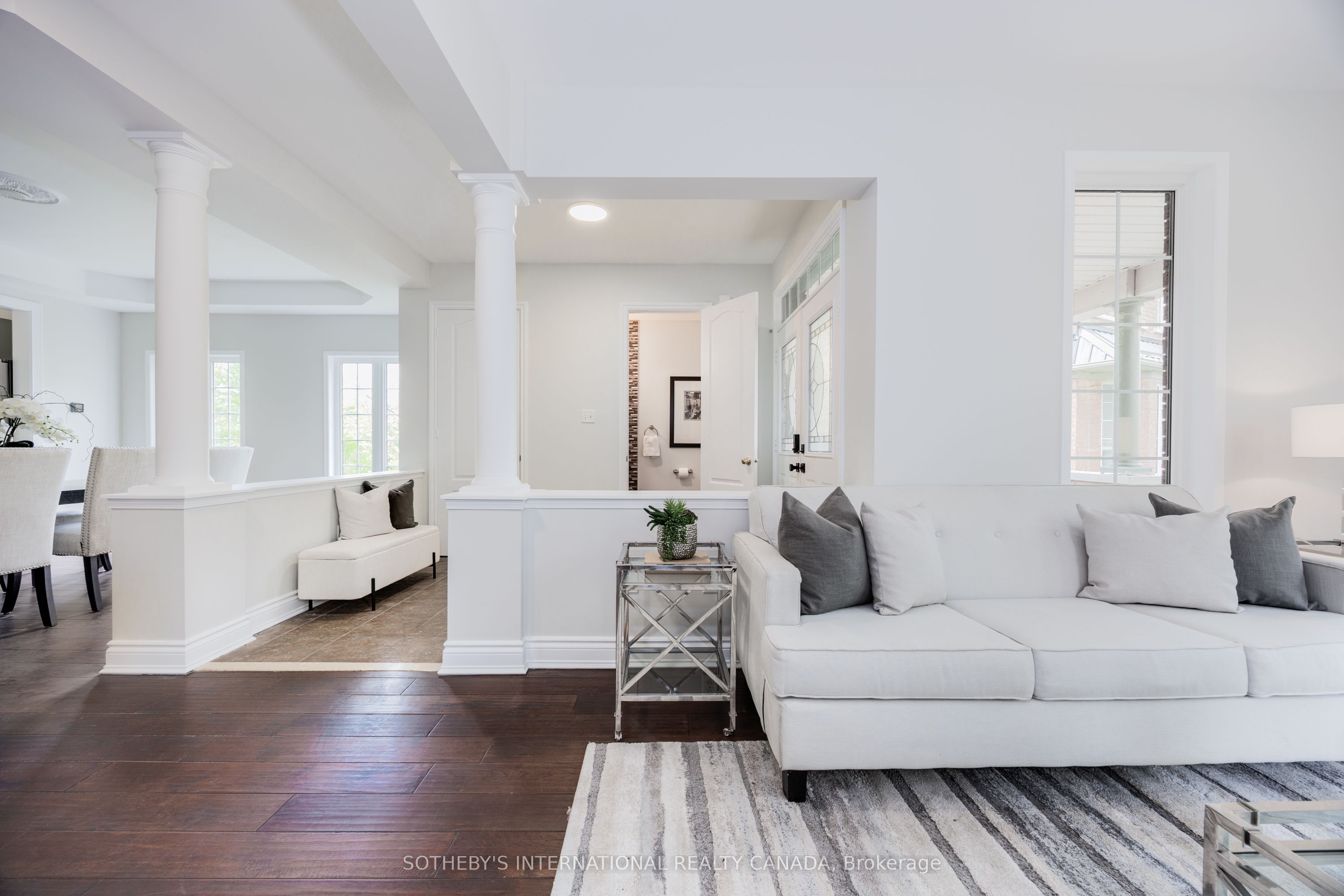 21 ALDEN Square
