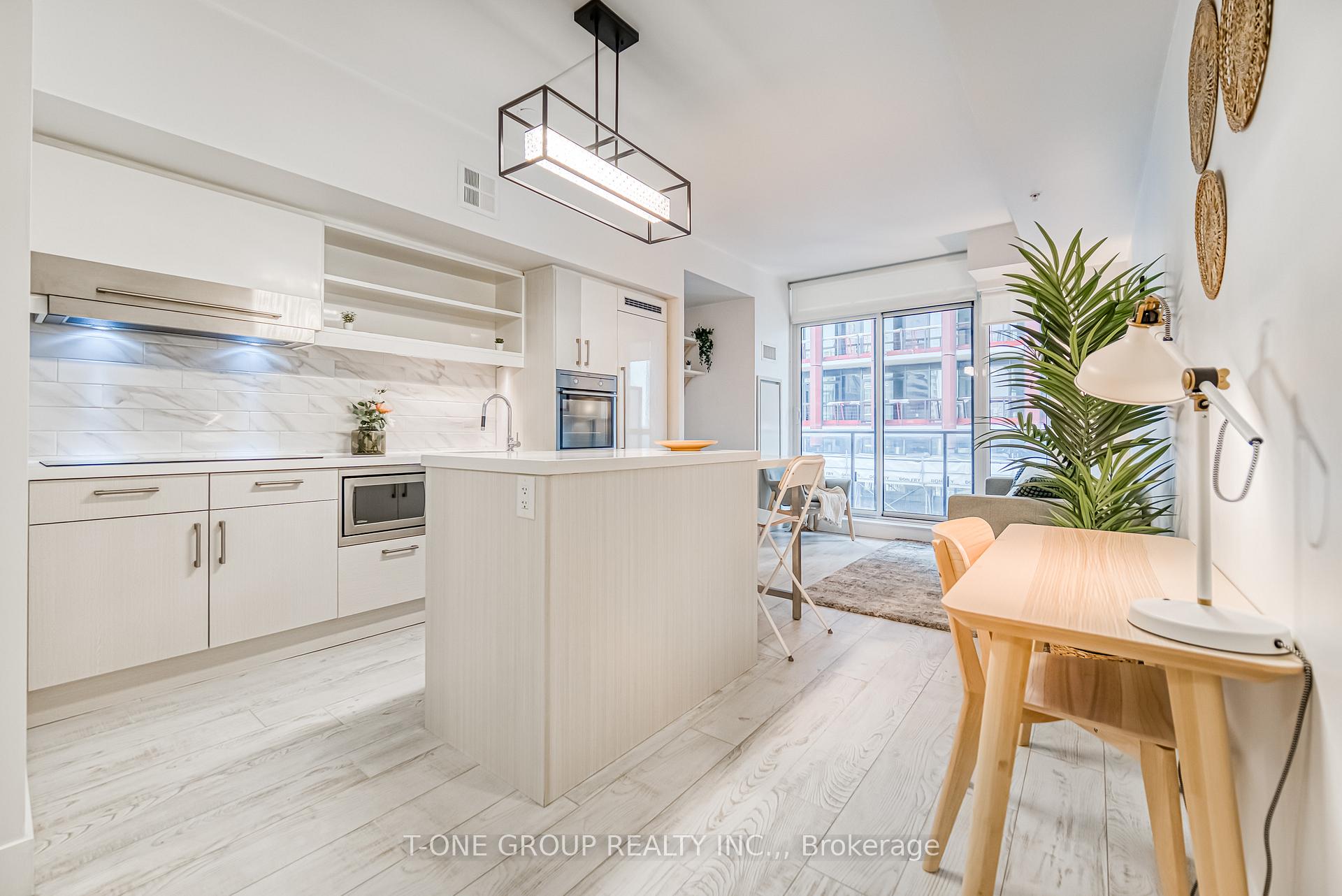 1 Bedroom Condo at 39 Sherbourne, Toronto For sale