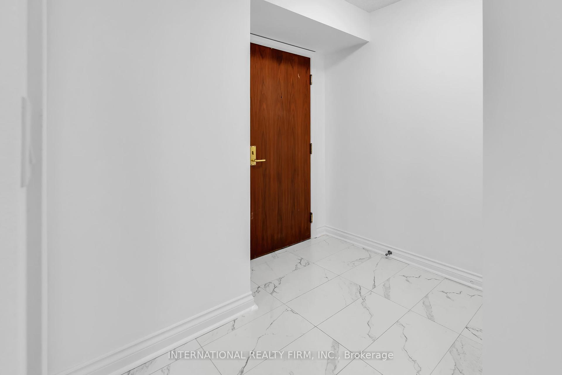 1 Bedroom Condo at 1 Palace Pier, Toronto For sale