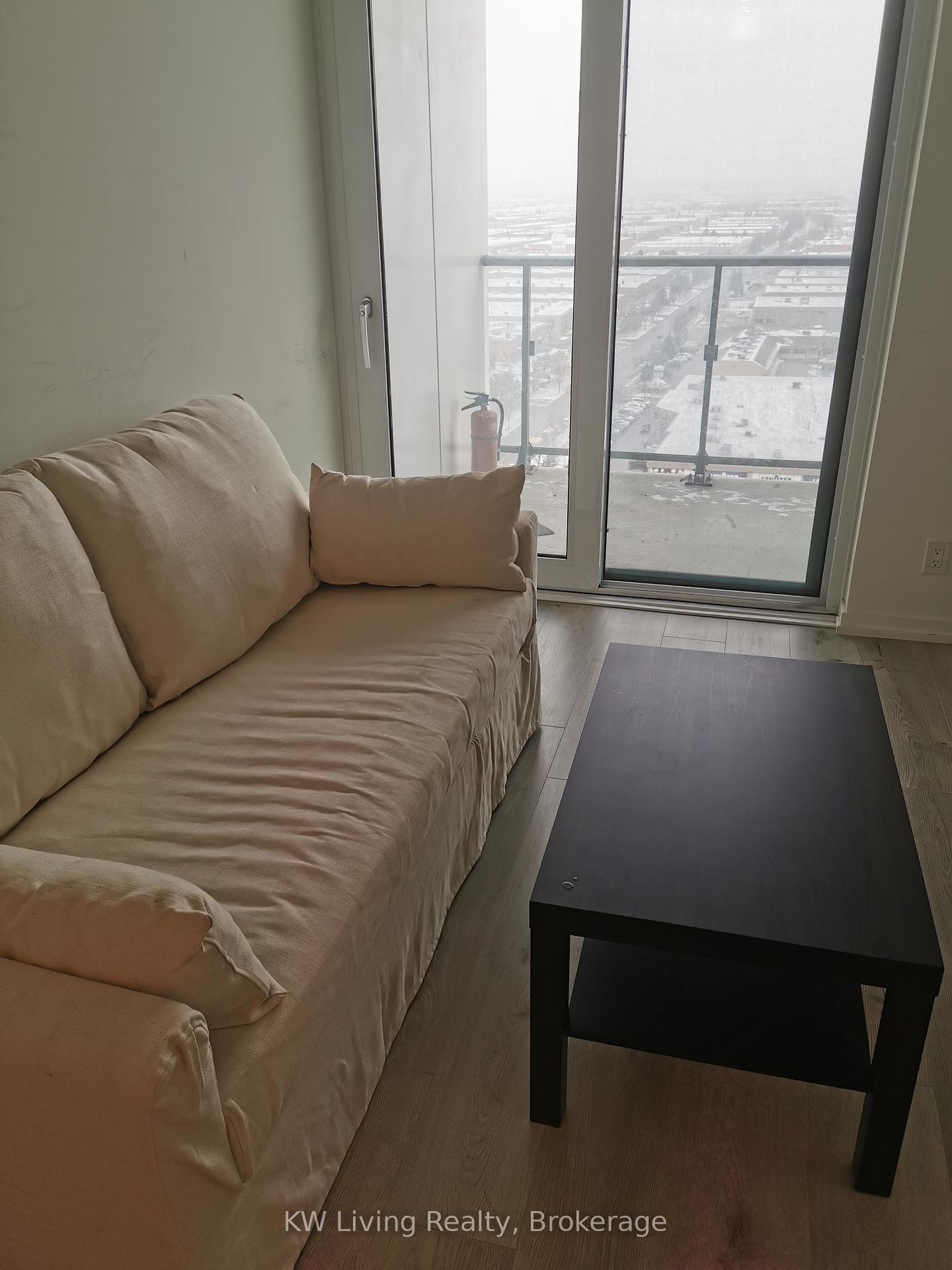 1 Bedroom Condo at 1000 Portage,  Vaughan For sale