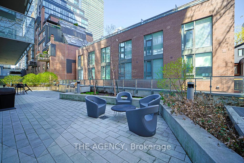 1 Bedroom Condo at 50 Wellesley, Toronto For sale