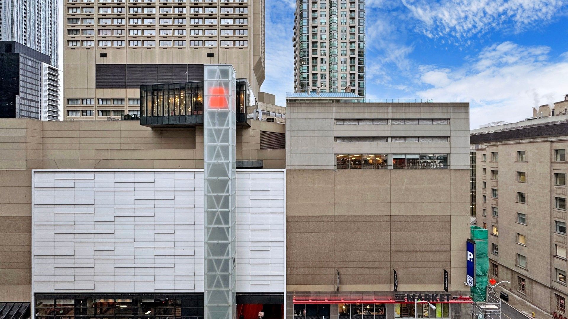 85 Bloor Street E 903