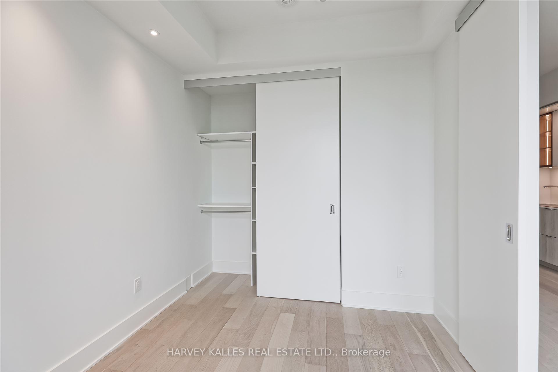 11 Yorkville Avenue 4503