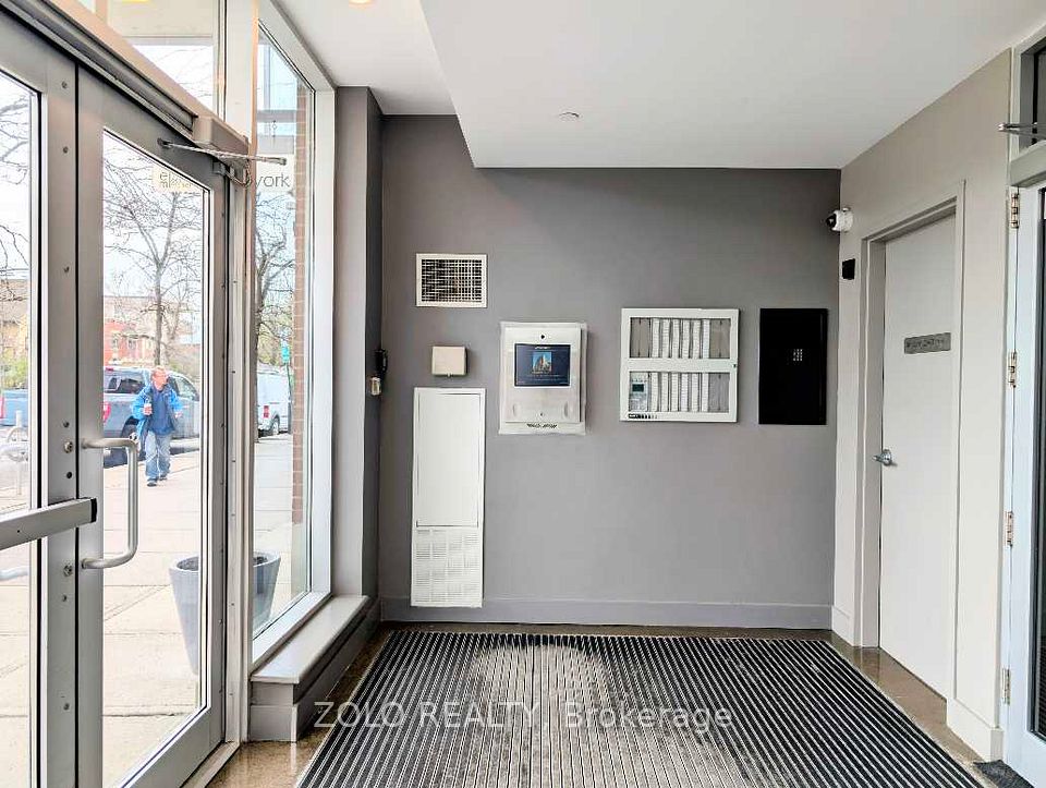 180 York