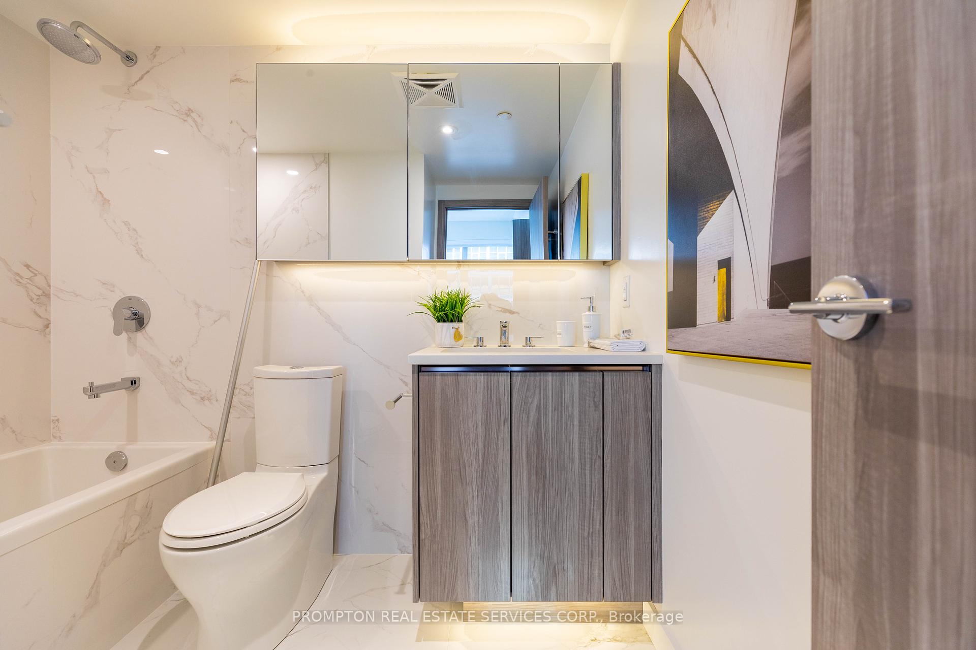 3 Bedrooms Condo at 27 Mcmahon, Toronto For sale