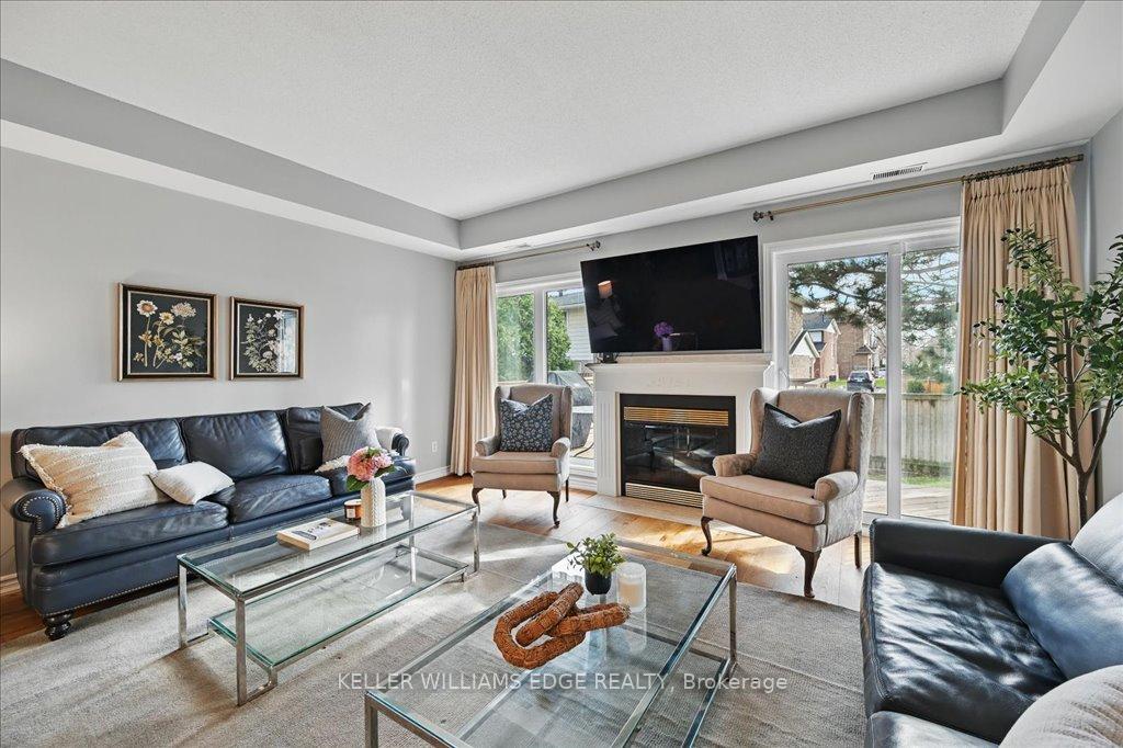 2 Bedrooms Condo at 3230 New,  Burlington For sale