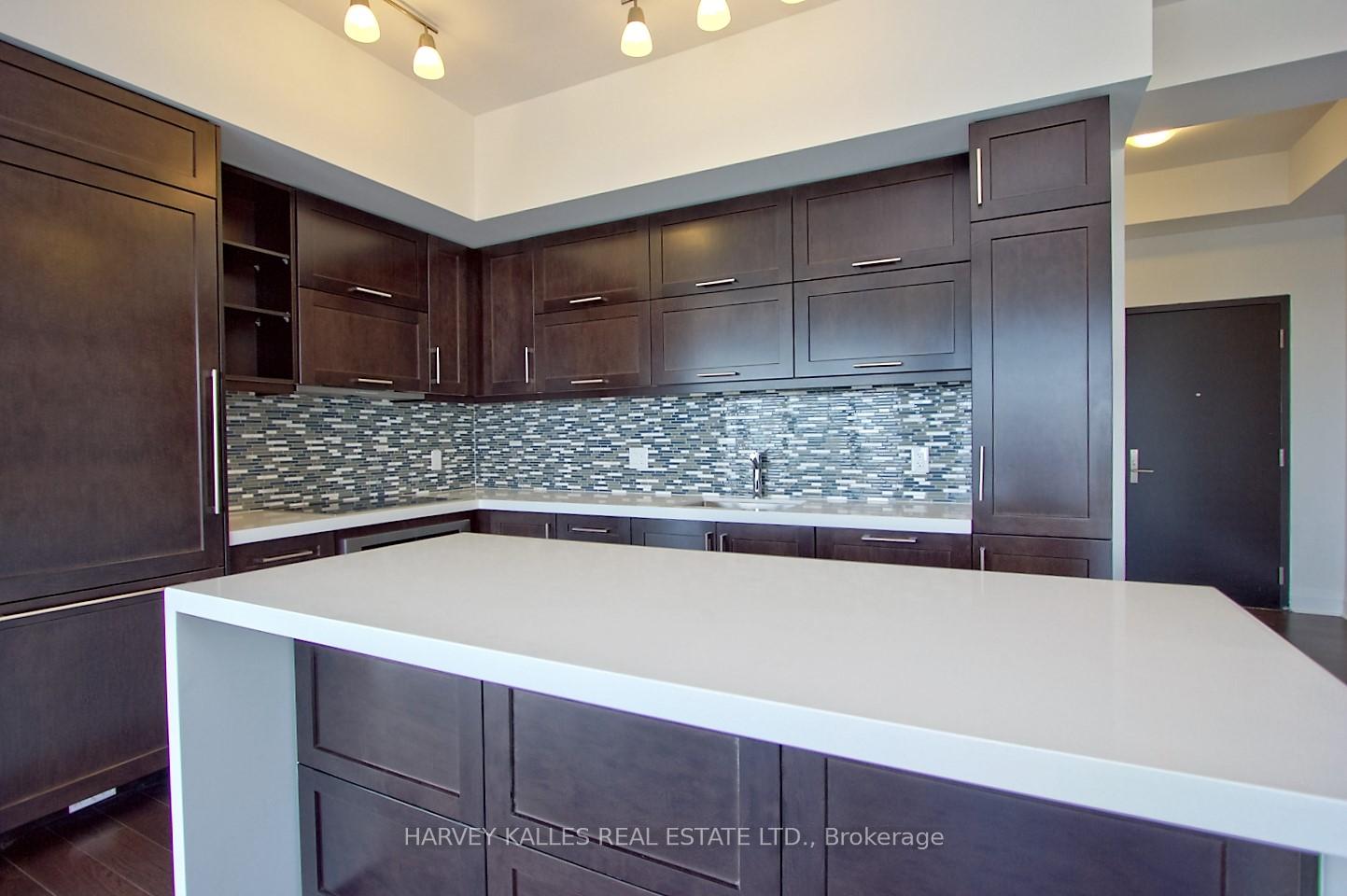 1080 Bay Street 4502