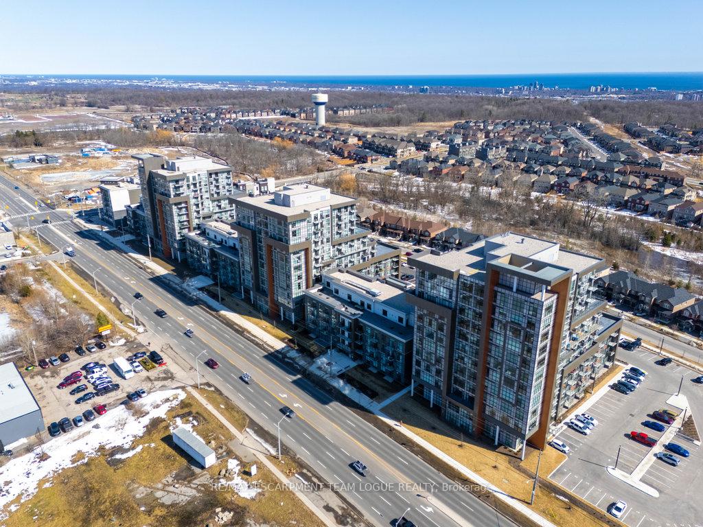 2 Bedrooms Condo at 450 Dundas,  Hamilton For sale