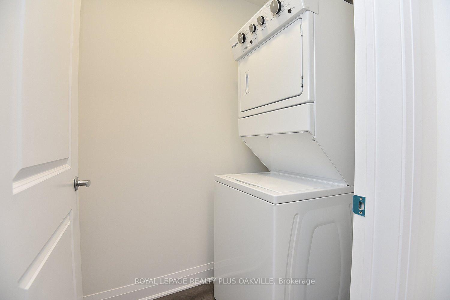 1 Bedroom Condo at 1936 Rymal, Hamilton For sale