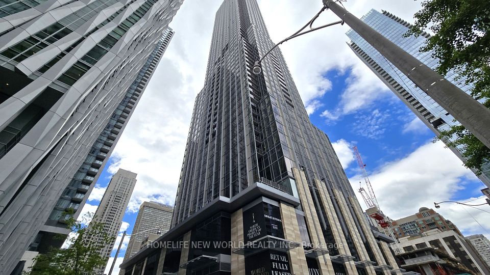 11 Yorkville Avenue