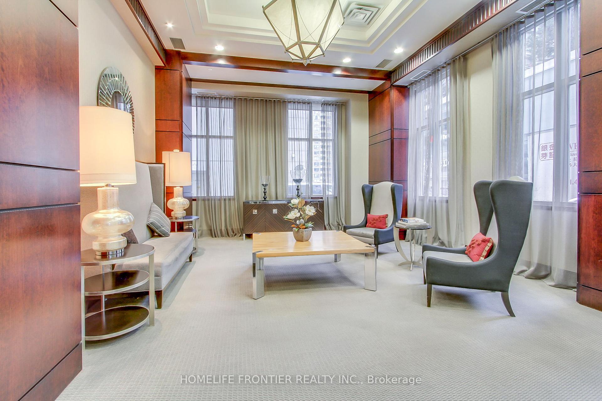 2 Bedrooms Condo at 35 Balmuto,  Toronto For sale