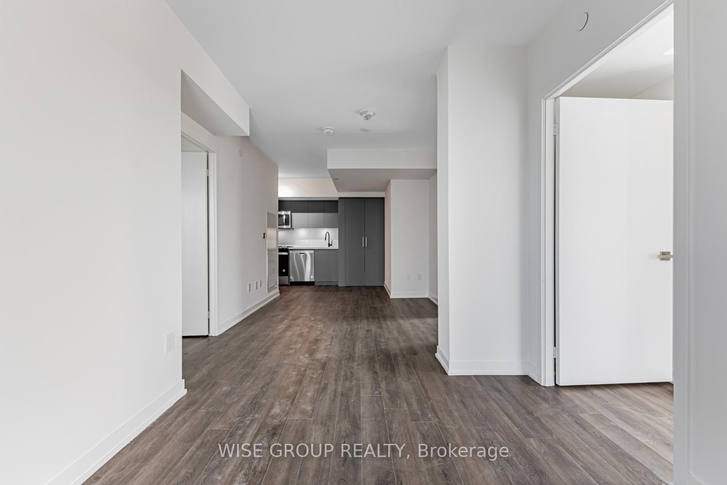3 Bedrooms Condo at 500 Wilson, Toronto For sale