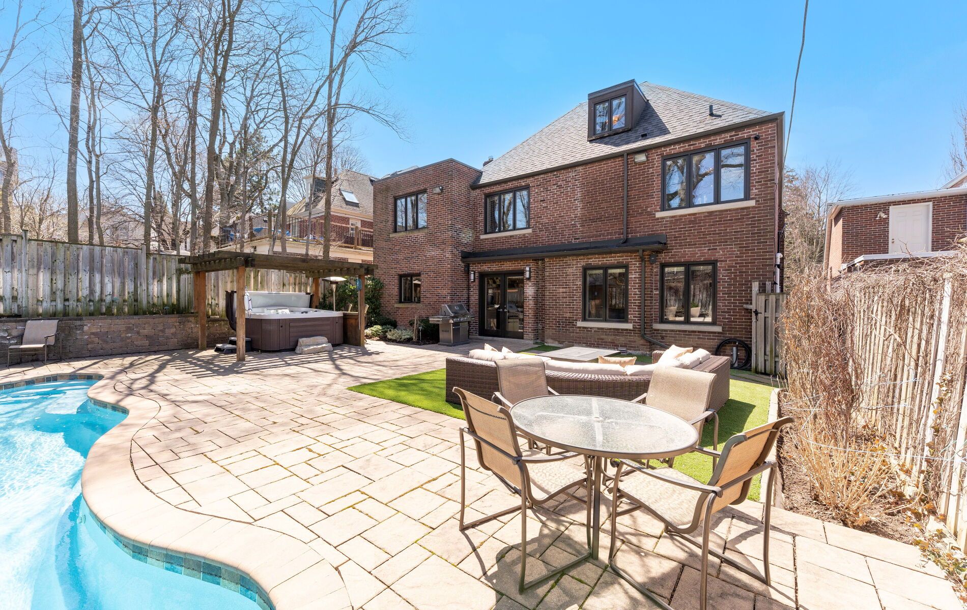 7 Dunloe Road