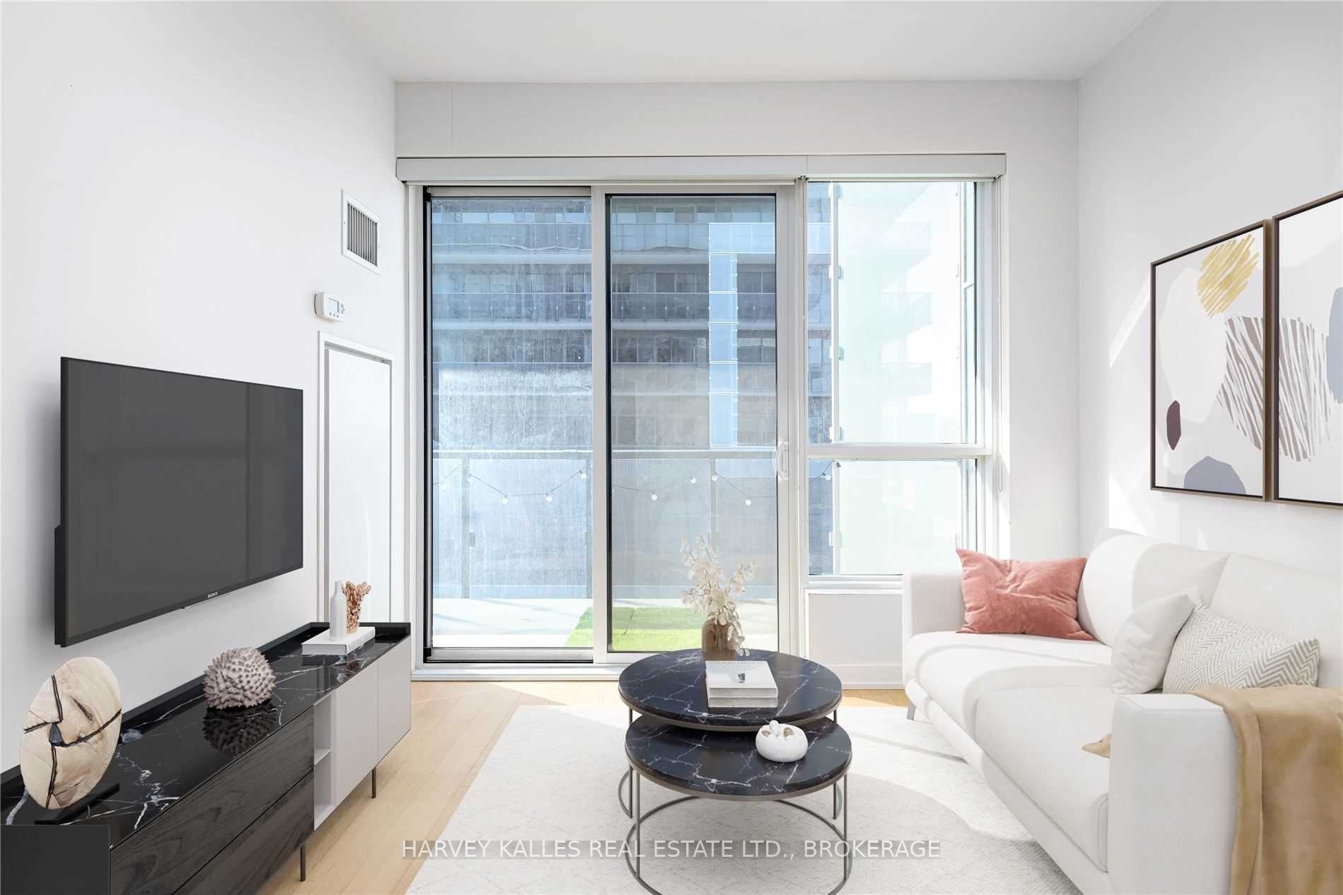 1030 King Street W 1002