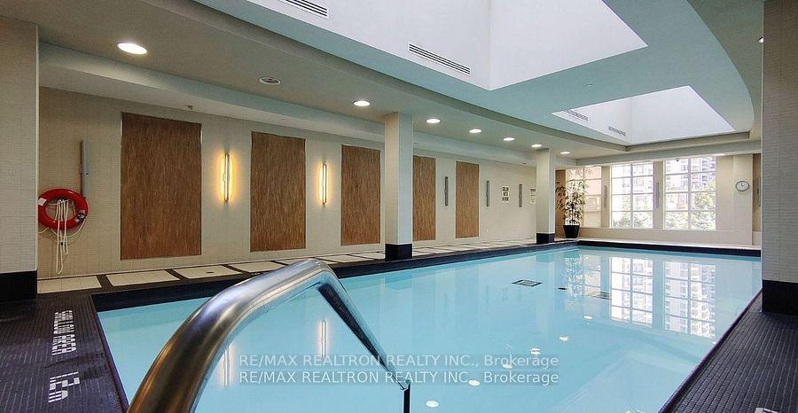 3 Bedrooms Condo at 500 Doris, Toronto For sale