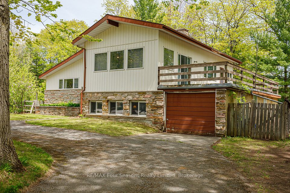 828 Oxbow Park