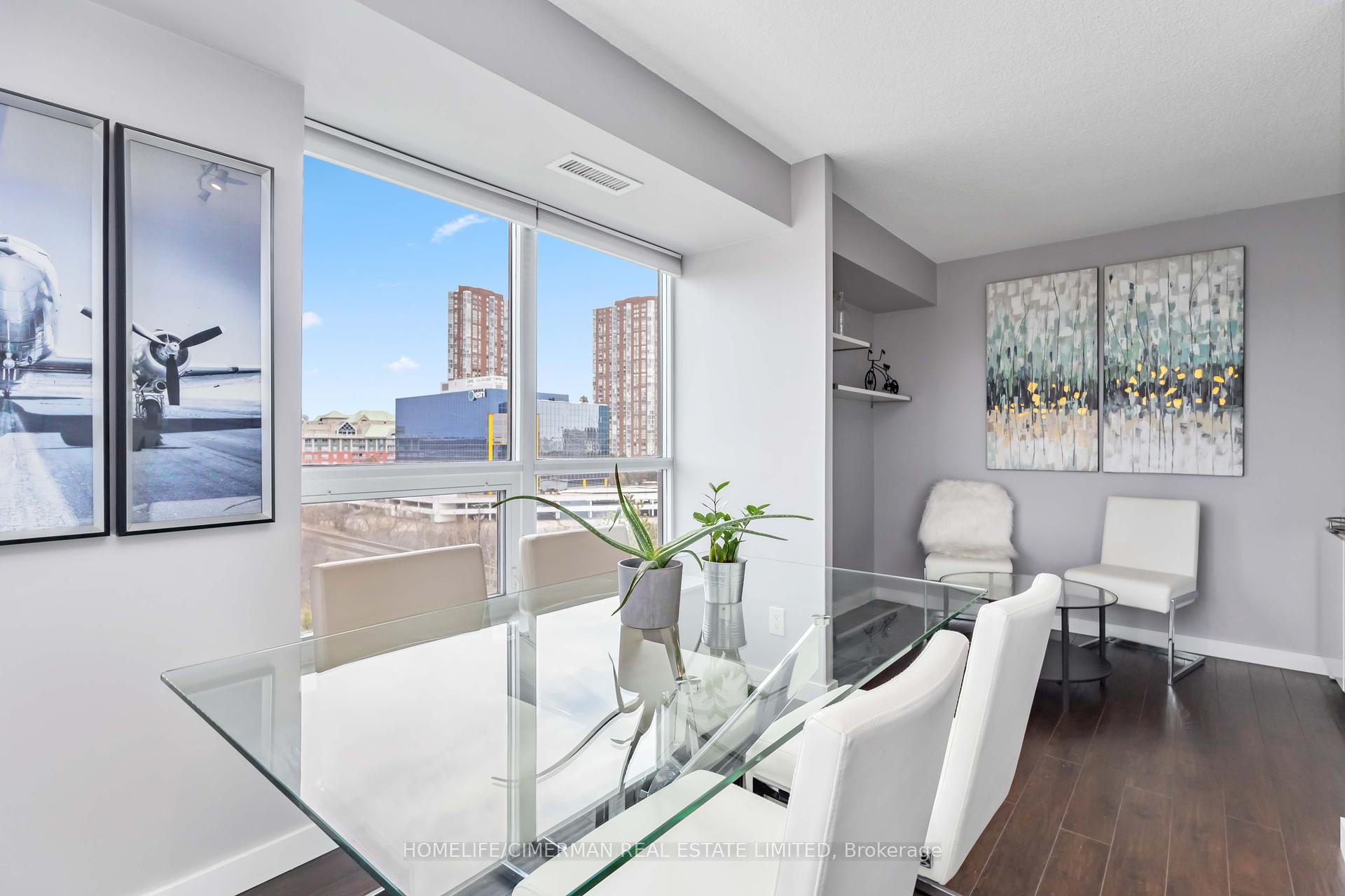 3 Bedrooms Condo at 120 Dallimore, Toronto For sale