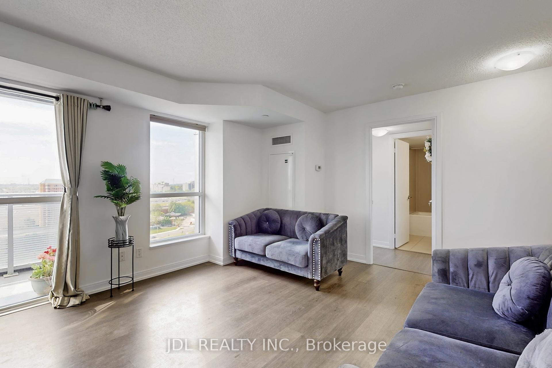 2 Bedrooms Condo at 255 Village Green, Toronto For sale