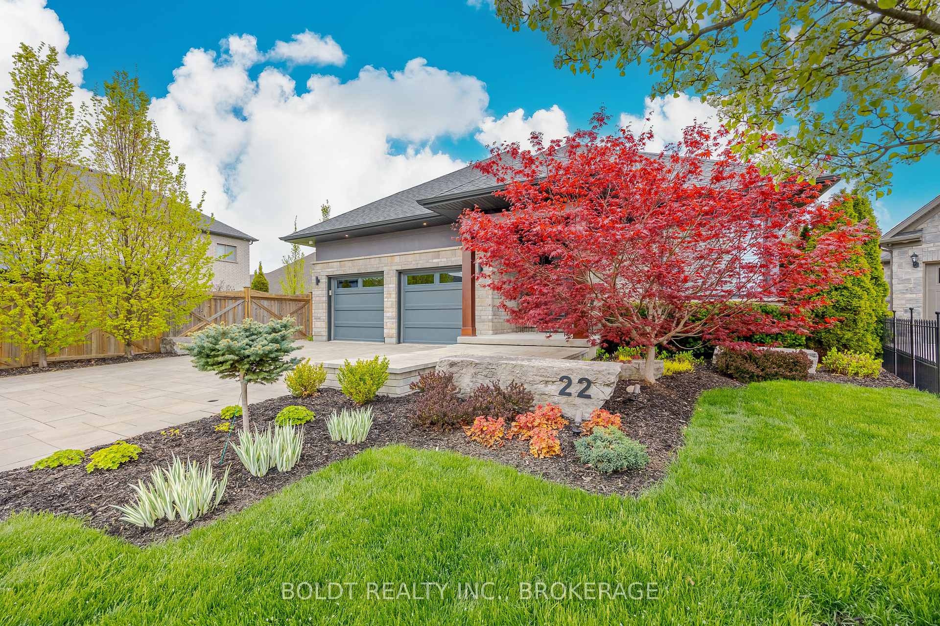 22 Joyce Crescent, Pelham, ON L0S 1M0