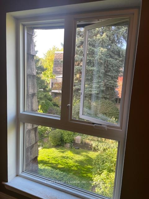 3 Bedrooms Condo at 91 Scenic Mill,  Toronto For sale