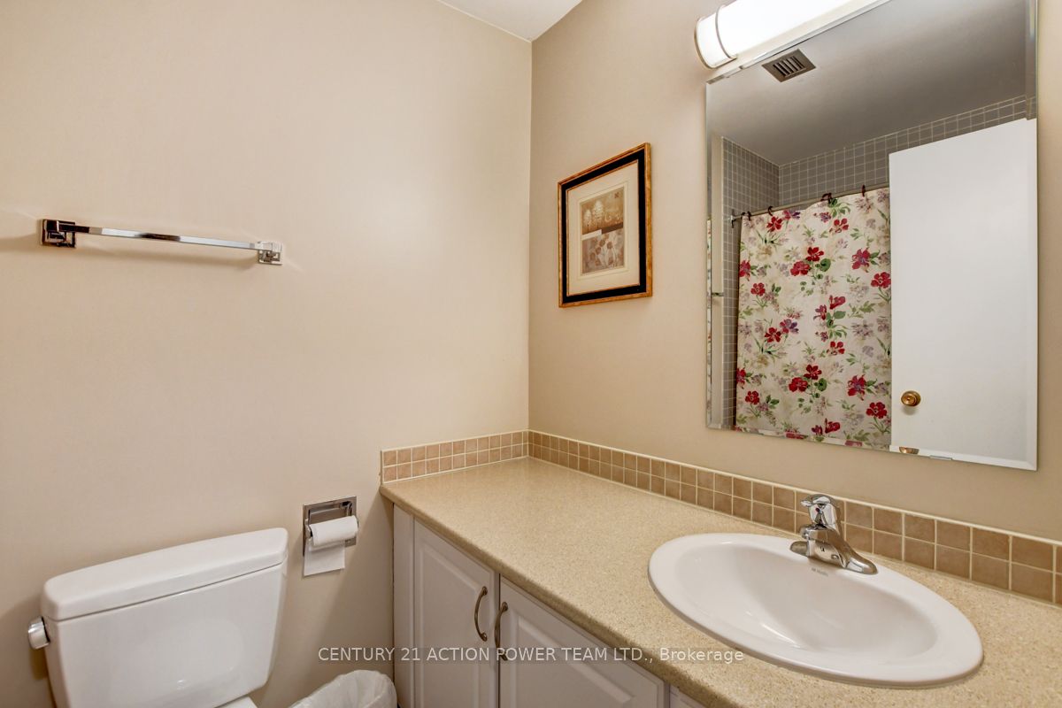 915 Elmsmere Road, #707
