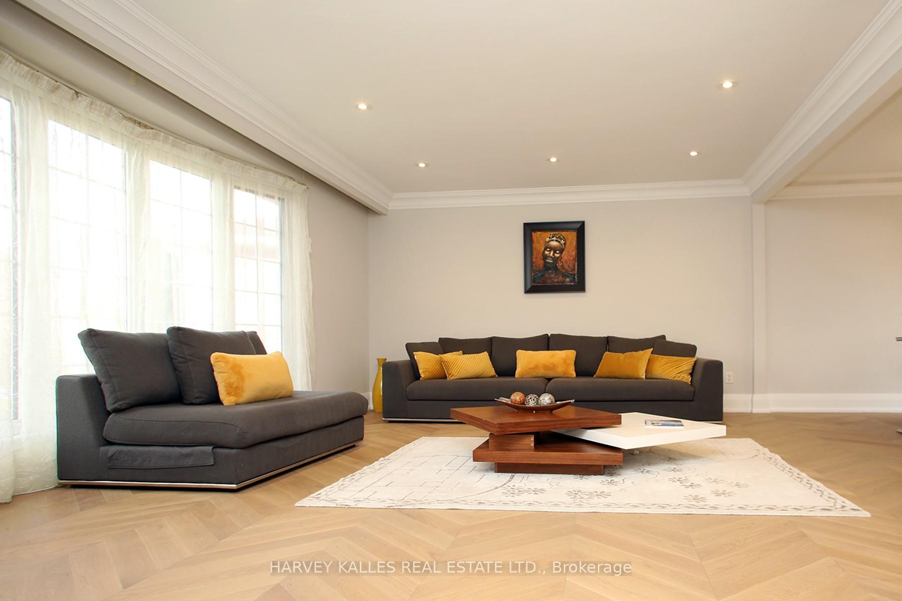 16 Wedgeport Place