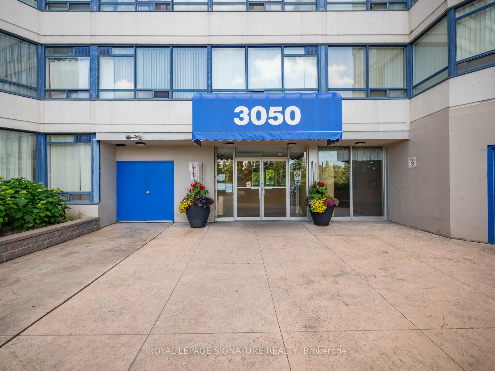 3 Bedrooms Condo at 3050 Ellesmere, Toronto For sale