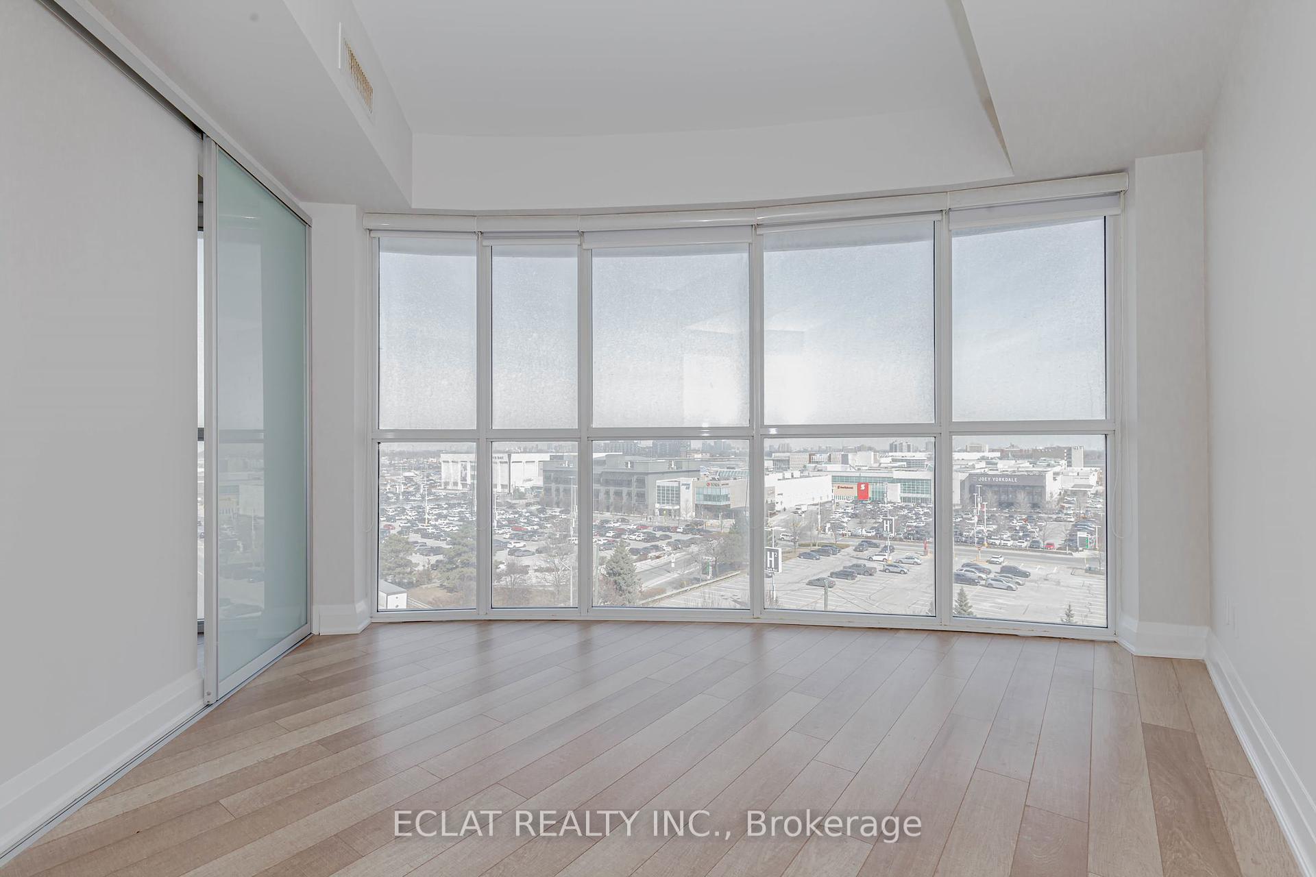 2 Bedrooms Condo at 16 McAdam, Toronto For sale