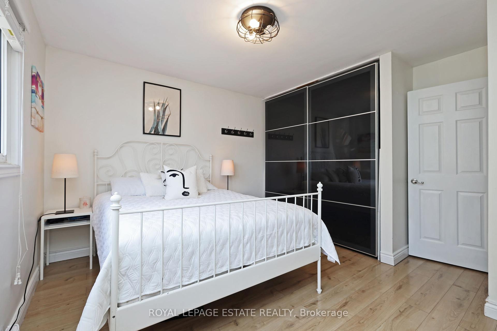 4 Bedrooms Condo at 3100 Kingston, Toronto For sale