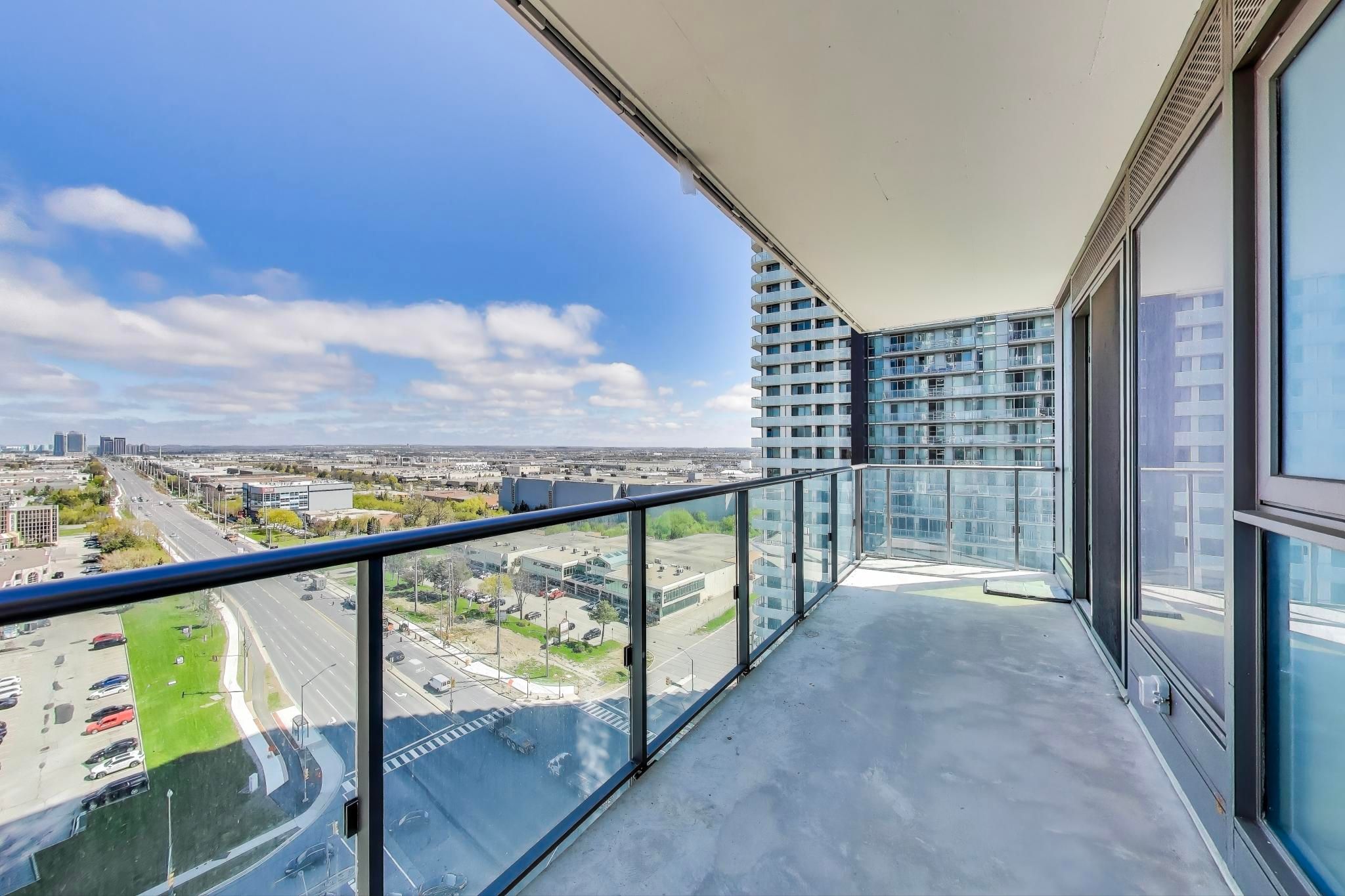7890 Jane Street 1609