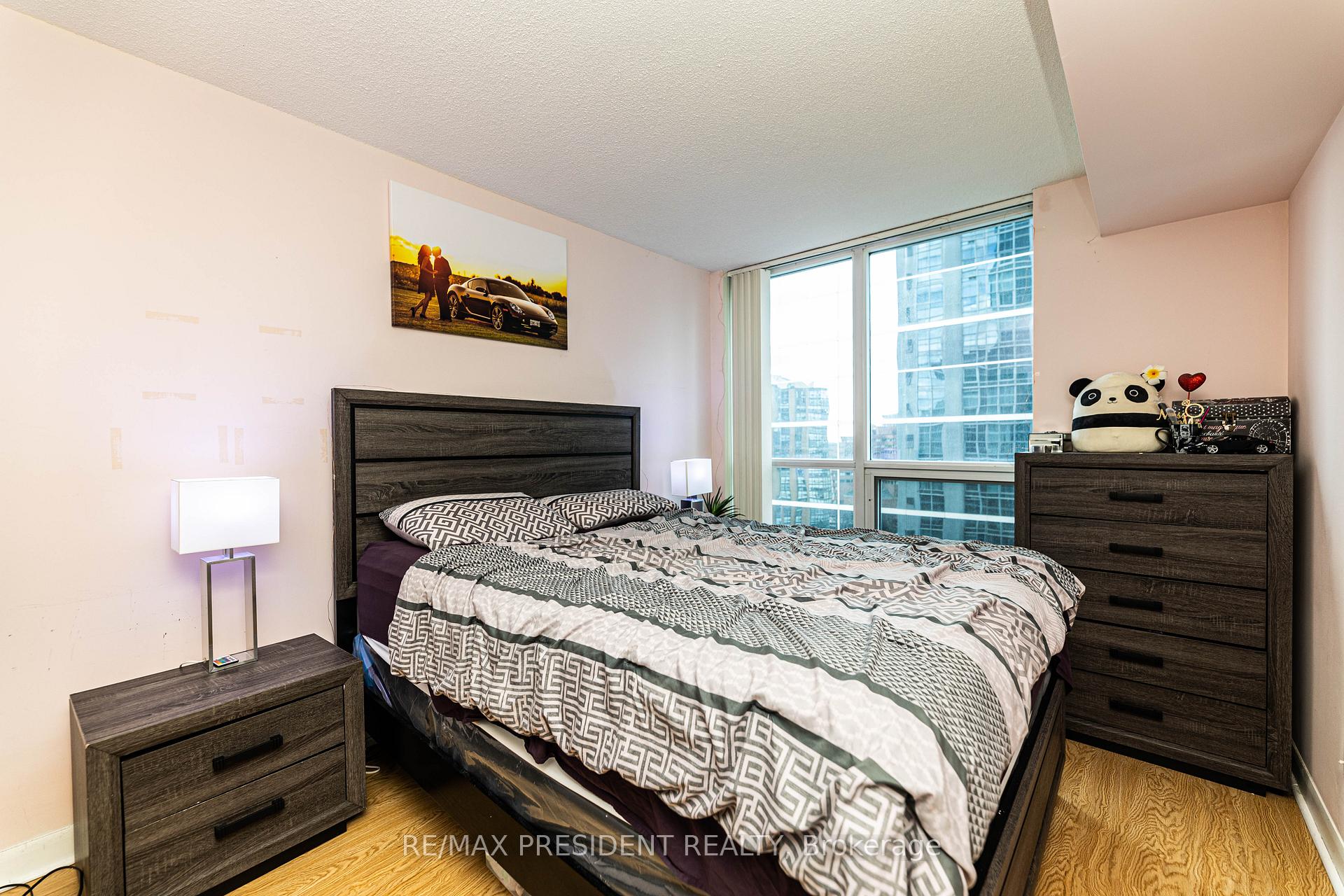 1 Bedroom Condo at 4978 Yonge, Toronto For sale