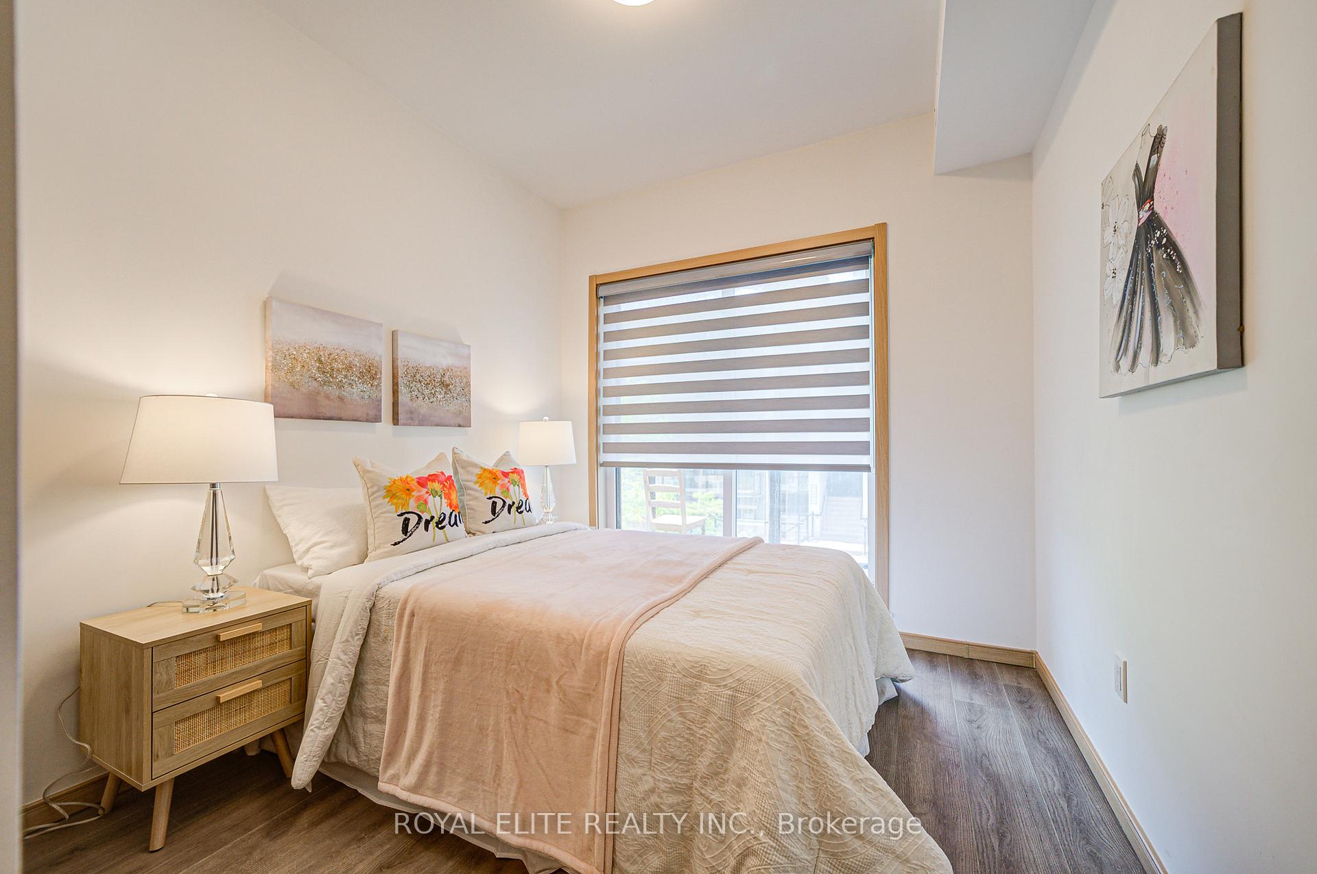 3 Bedrooms Condo at 200 Chester Le, Toronto For sale