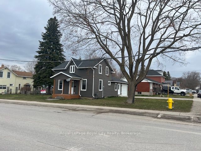 103 Victoria
