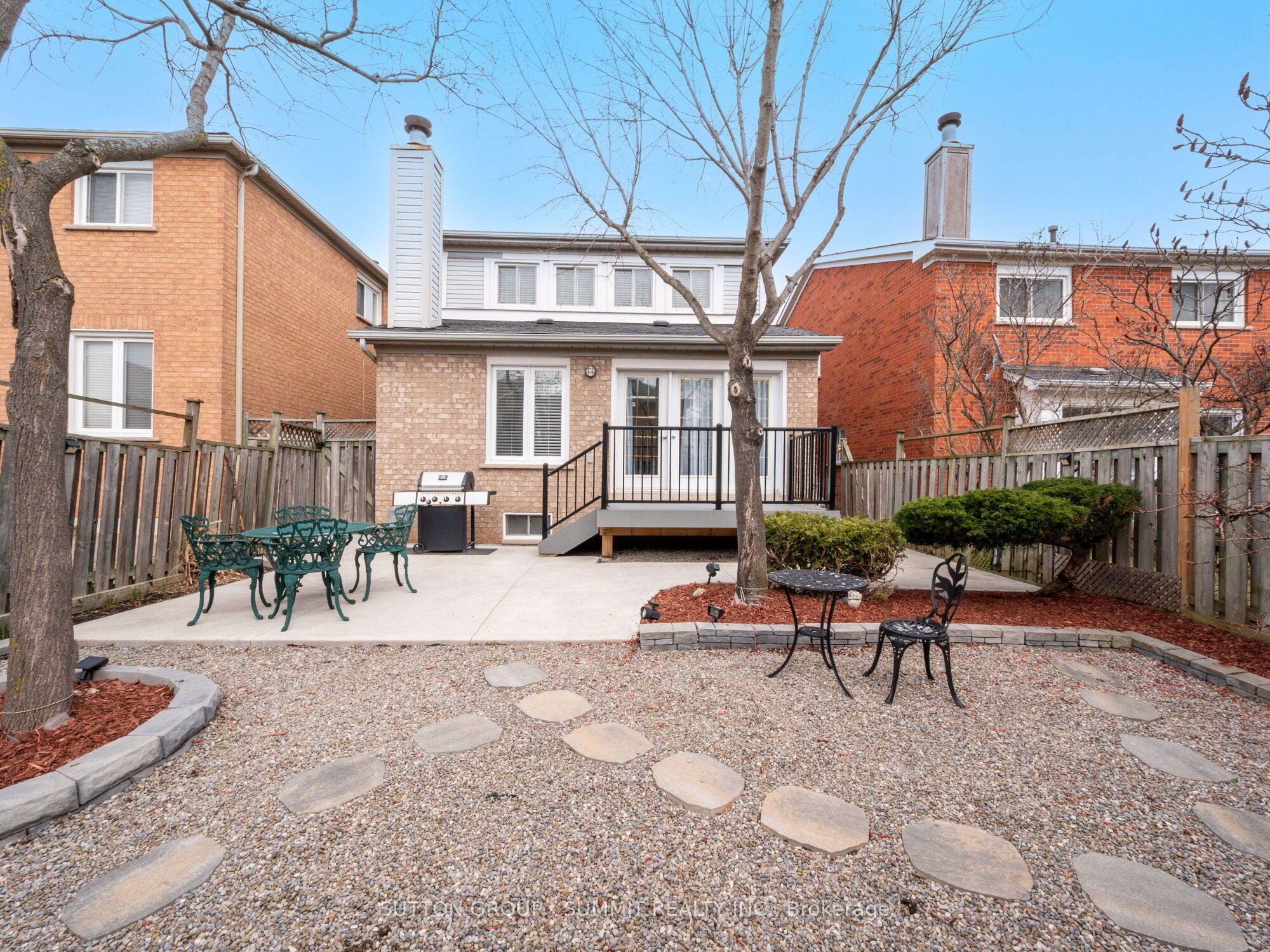 5726 TAYSIDE Crescent