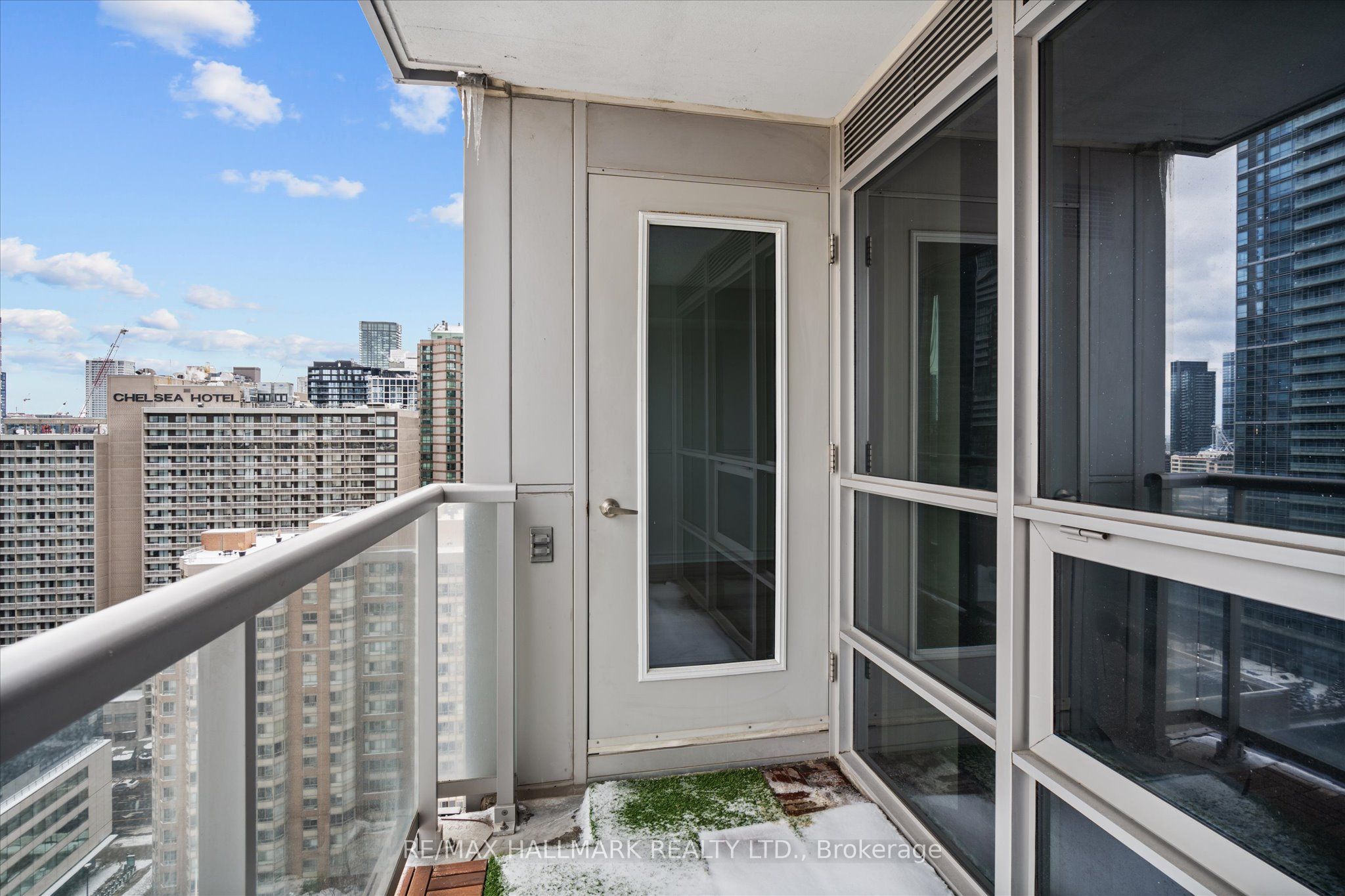 761 Bay Street, #2303