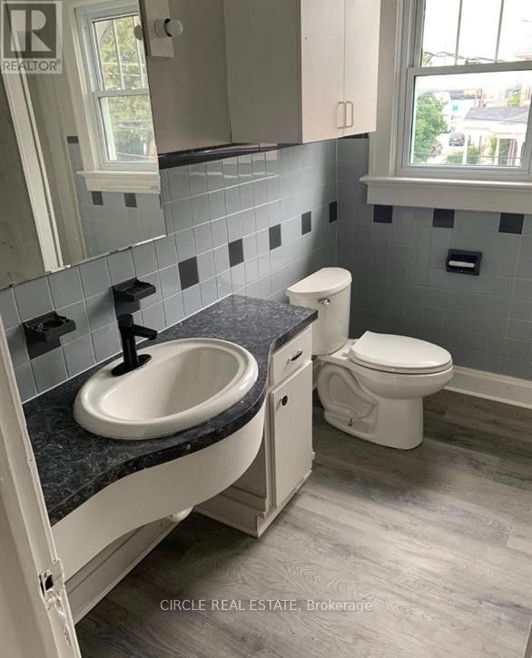 273 Queen Street, Chatham-Kent, ON N7M 2H5