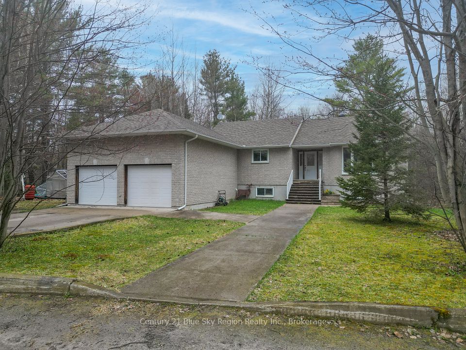 1518 PINECREEK