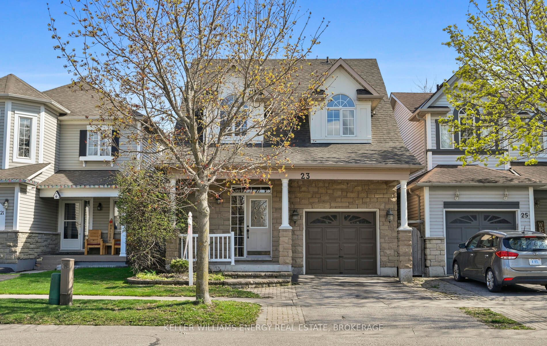 23 Charest Place, Whitby, ON L1M 2B3