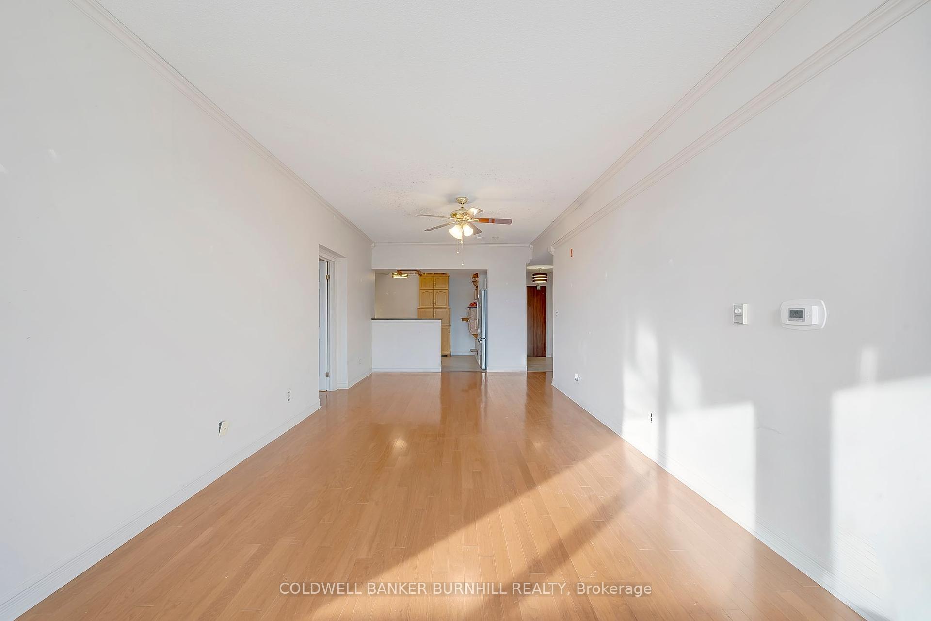 3 Bedrooms Condo at 495 Highway 8,  Hamilton For sale