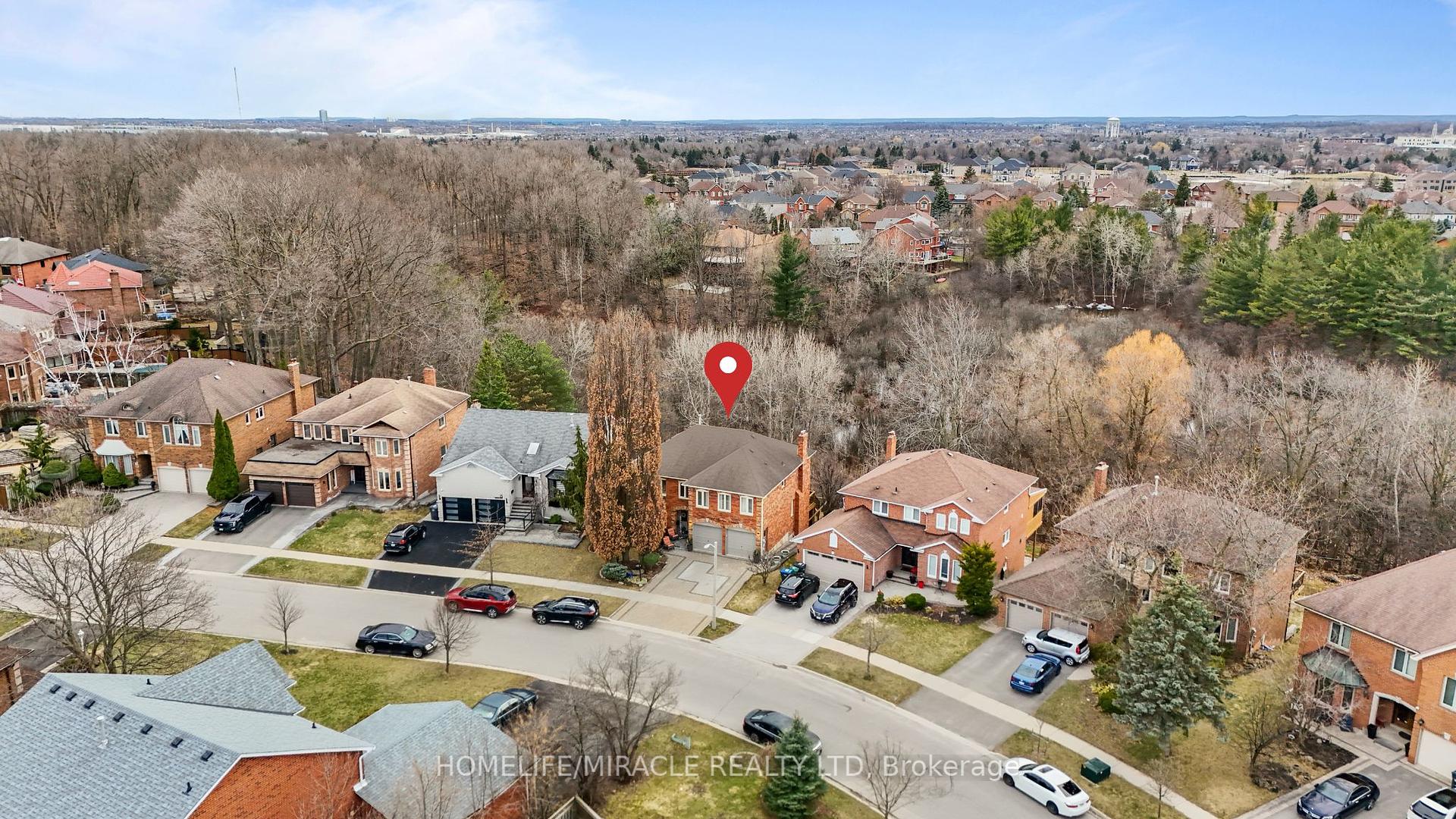 17 Burtree Drive, Brampton, ON L6Z 3K7