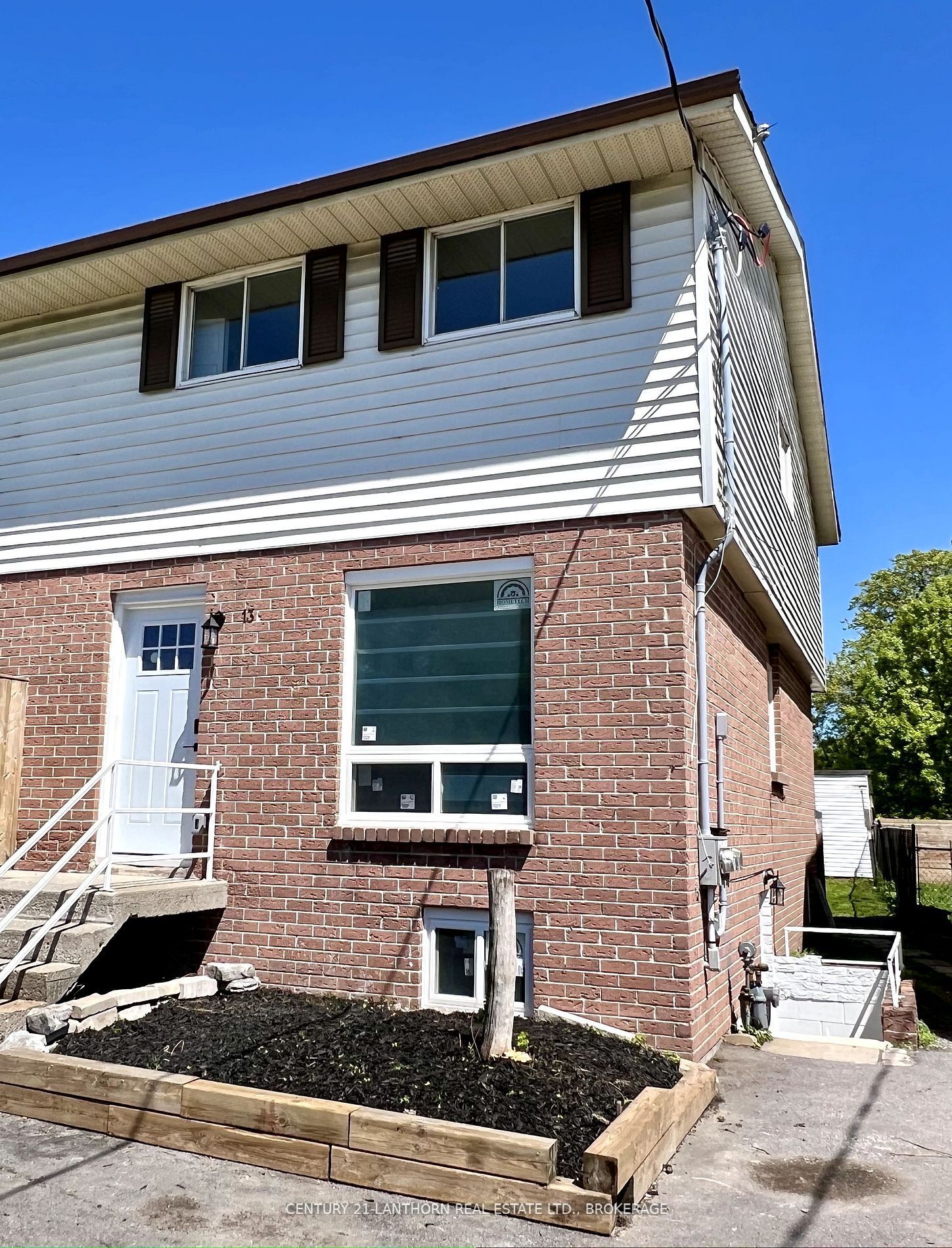13 Weller Avenue, Kingston, ON K7K 2T1
